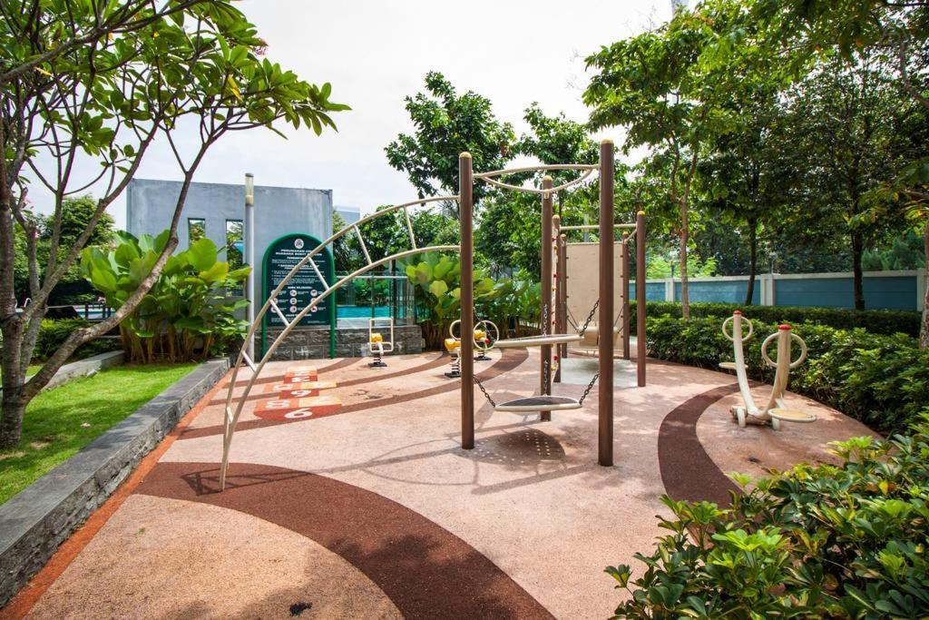 Suasana Bukit Ceylon By Plush Kuala Lumpur Exterior photo